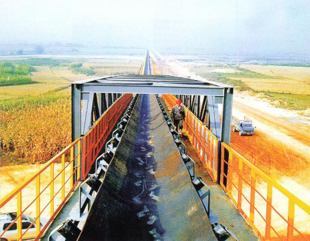 Belt Conveyor Machine – Reliable & Cost-Effective Bulk Material Handling